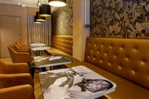 lugar para comer odyssey